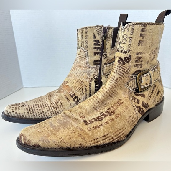 Donald J. Pliner Josh Newspaper Distressed Calf Hair Men’s Boot Size 9.5 - Picture 1 of 10
